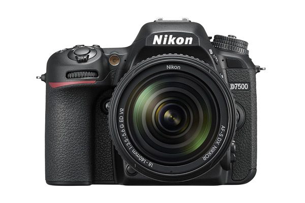 Nikon D7500