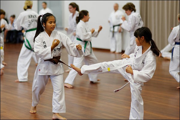 Rhee Tae Kwon-Do free sparring, March 2015, Nedlands, Perth