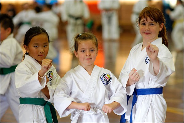 First Tae Kwon Do girls, January 2016, Perth