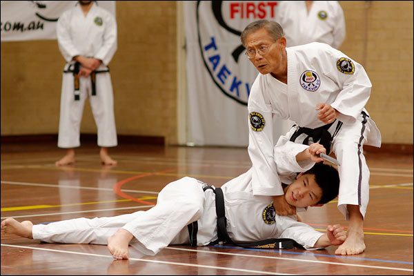 First Tae Kwon Do Master Vernon Low teaching, December 2016, Perth